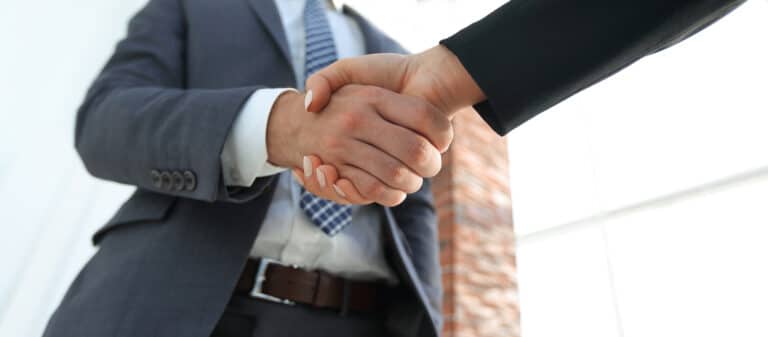 HSBC, Google Cloud Partner to Accelerate AI Adoption