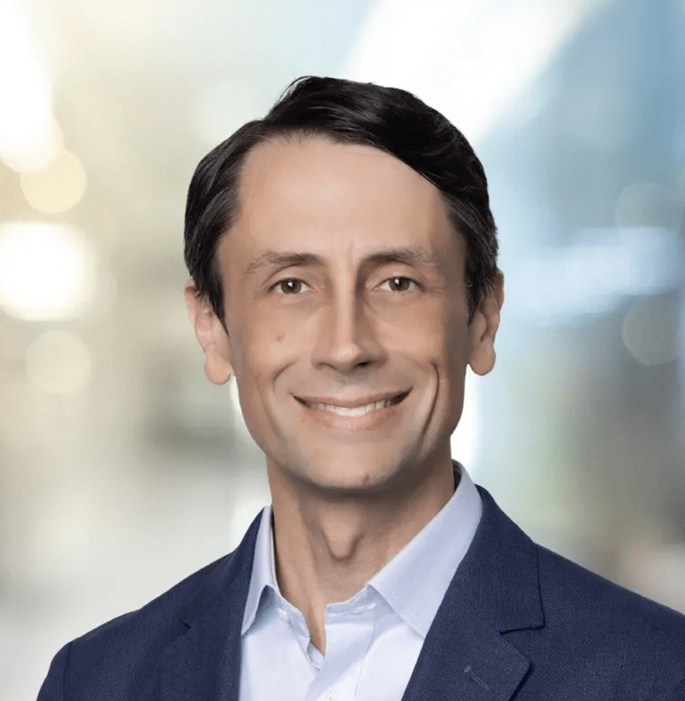 A Winning Enterprise-Grade AI Operating Model Builds Trust and Oversight 